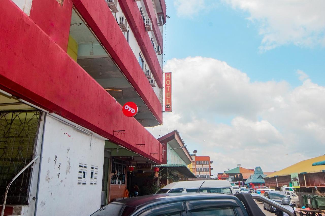 Oyo 90124 Payang Puri Baru Hotel Sarikei Exterior foto