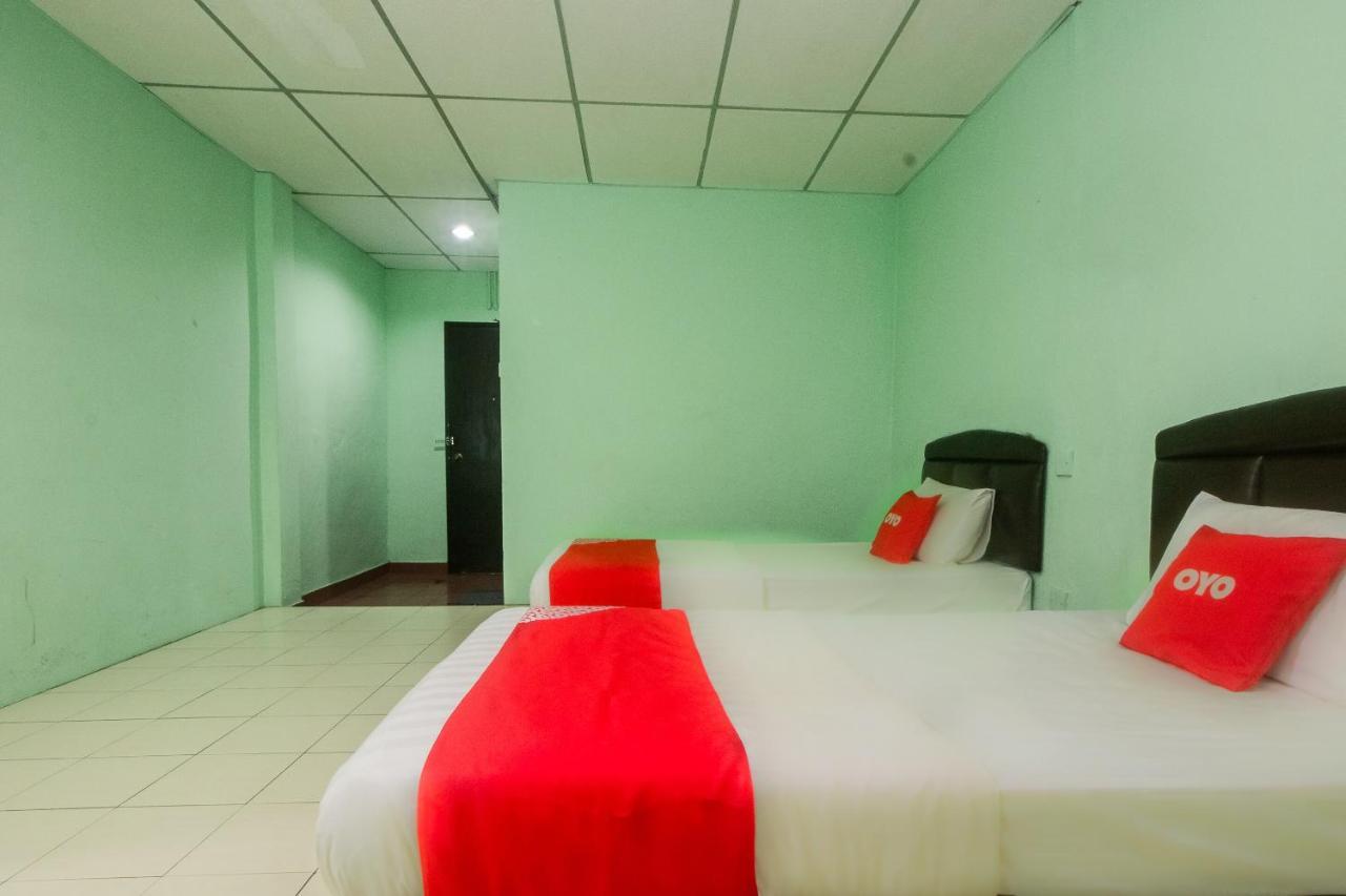Oyo 90124 Payang Puri Baru Hotel Sarikei Exterior foto