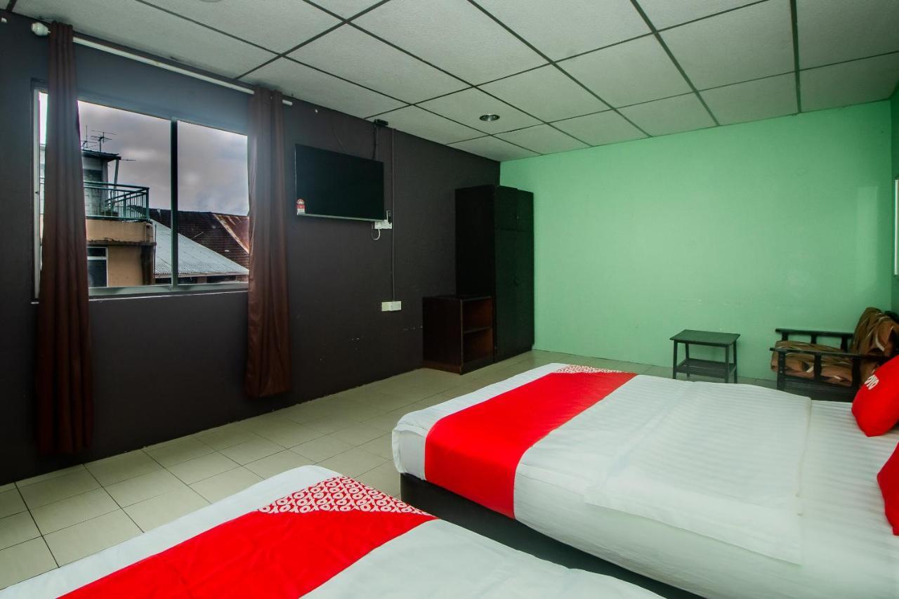 Oyo 90124 Payang Puri Baru Hotel Sarikei Exterior foto