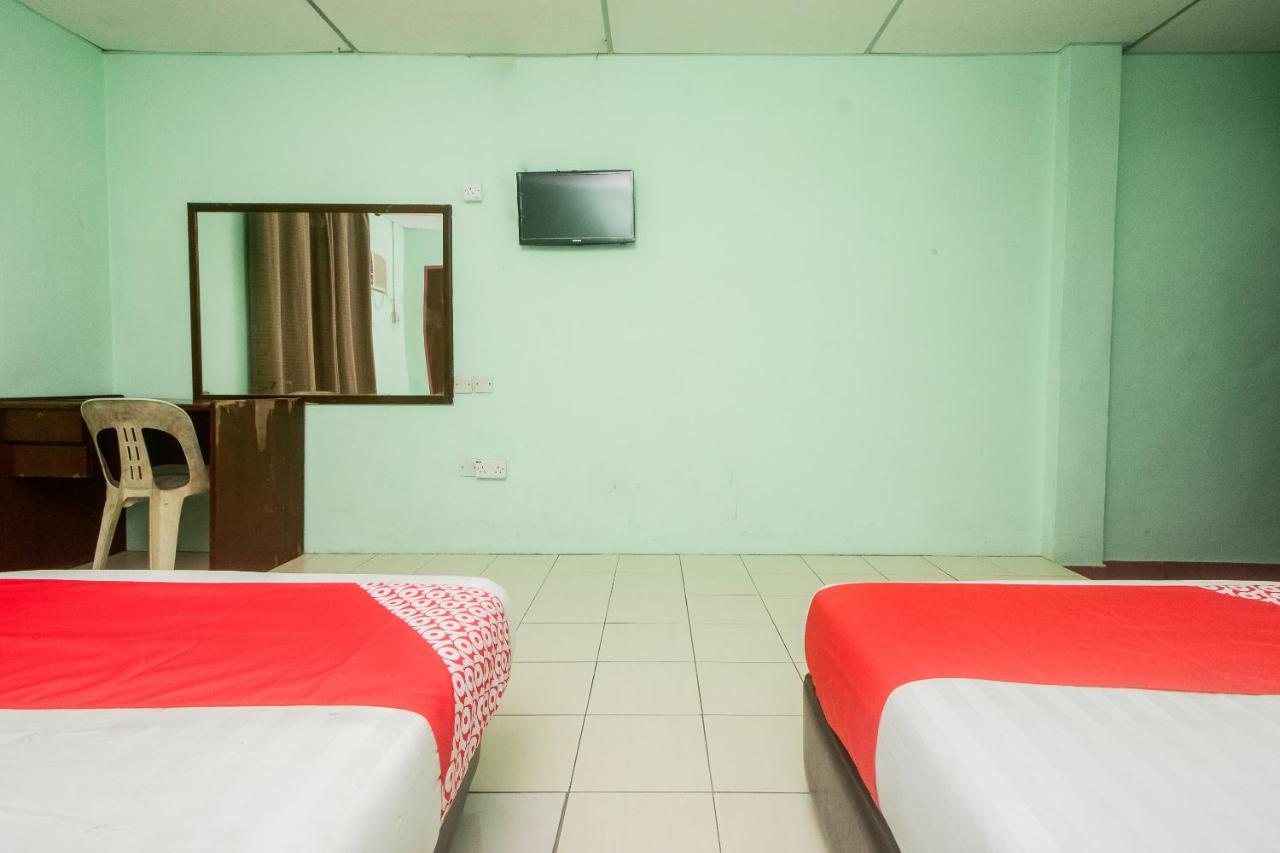 Oyo 90124 Payang Puri Baru Hotel Sarikei Exterior foto