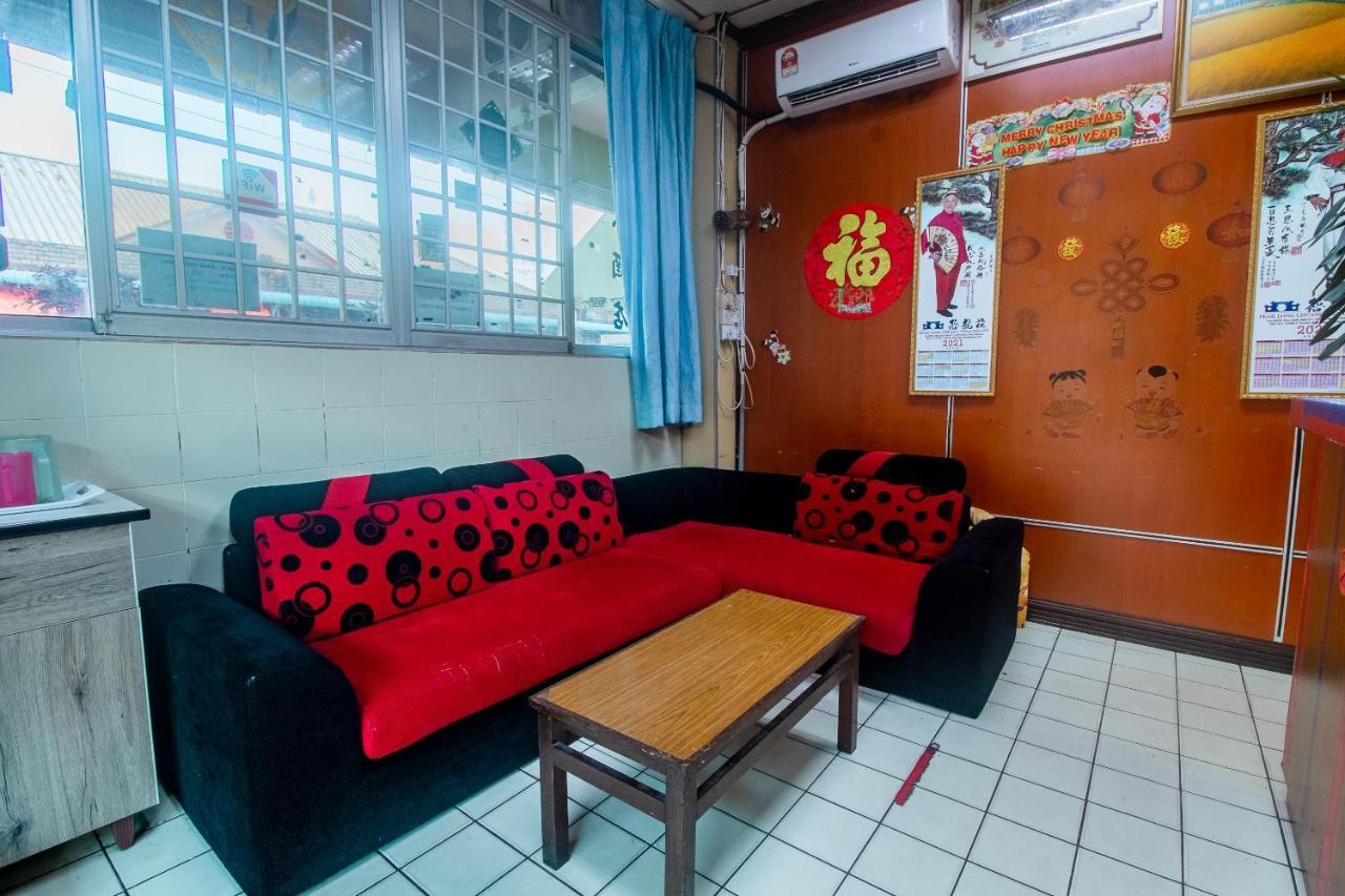 Oyo 90124 Payang Puri Baru Hotel Sarikei Exterior foto