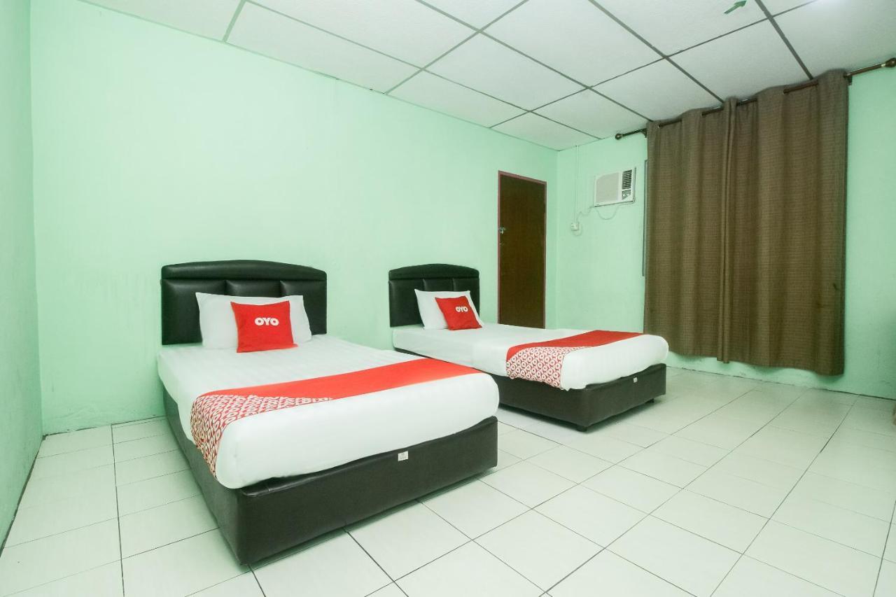 Oyo 90124 Payang Puri Baru Hotel Sarikei Exterior foto