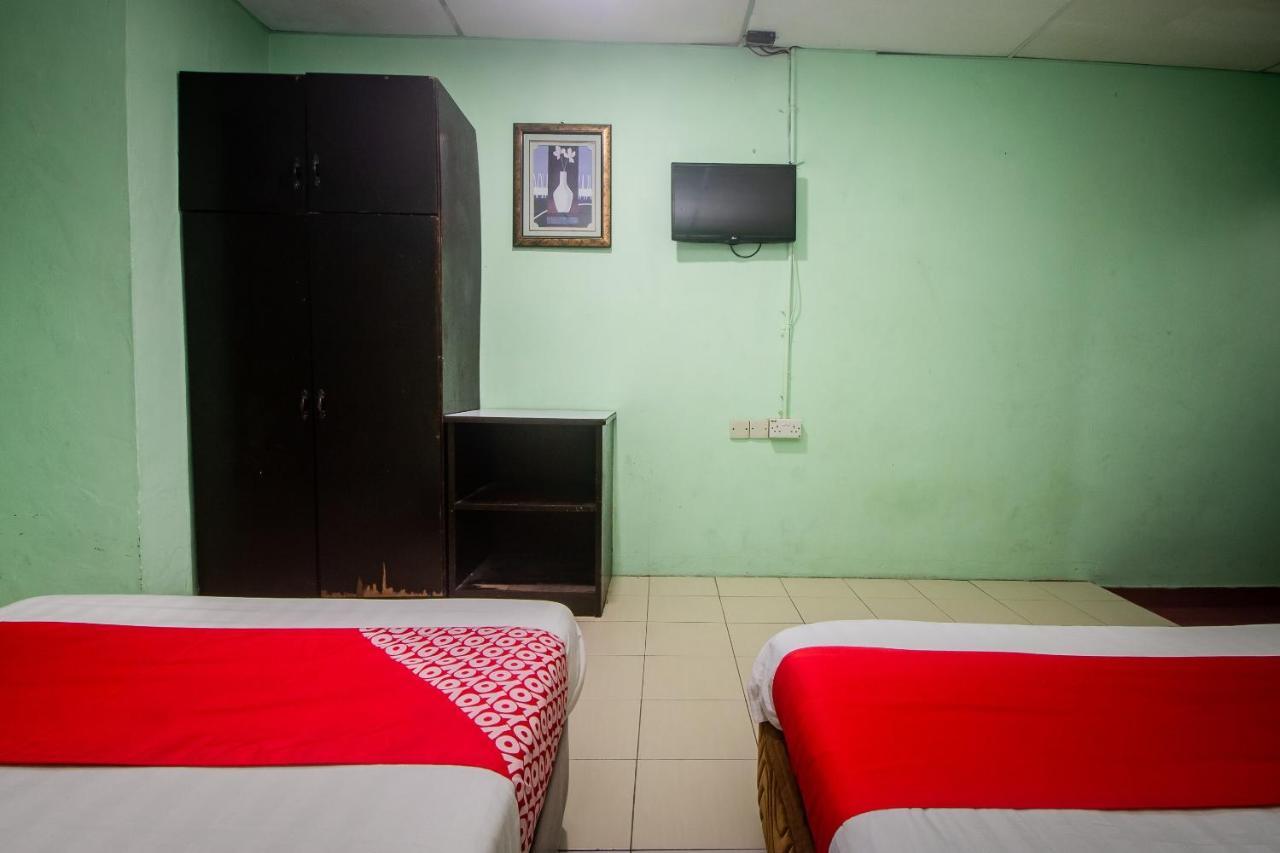 Oyo 90124 Payang Puri Baru Hotel Sarikei Exterior foto