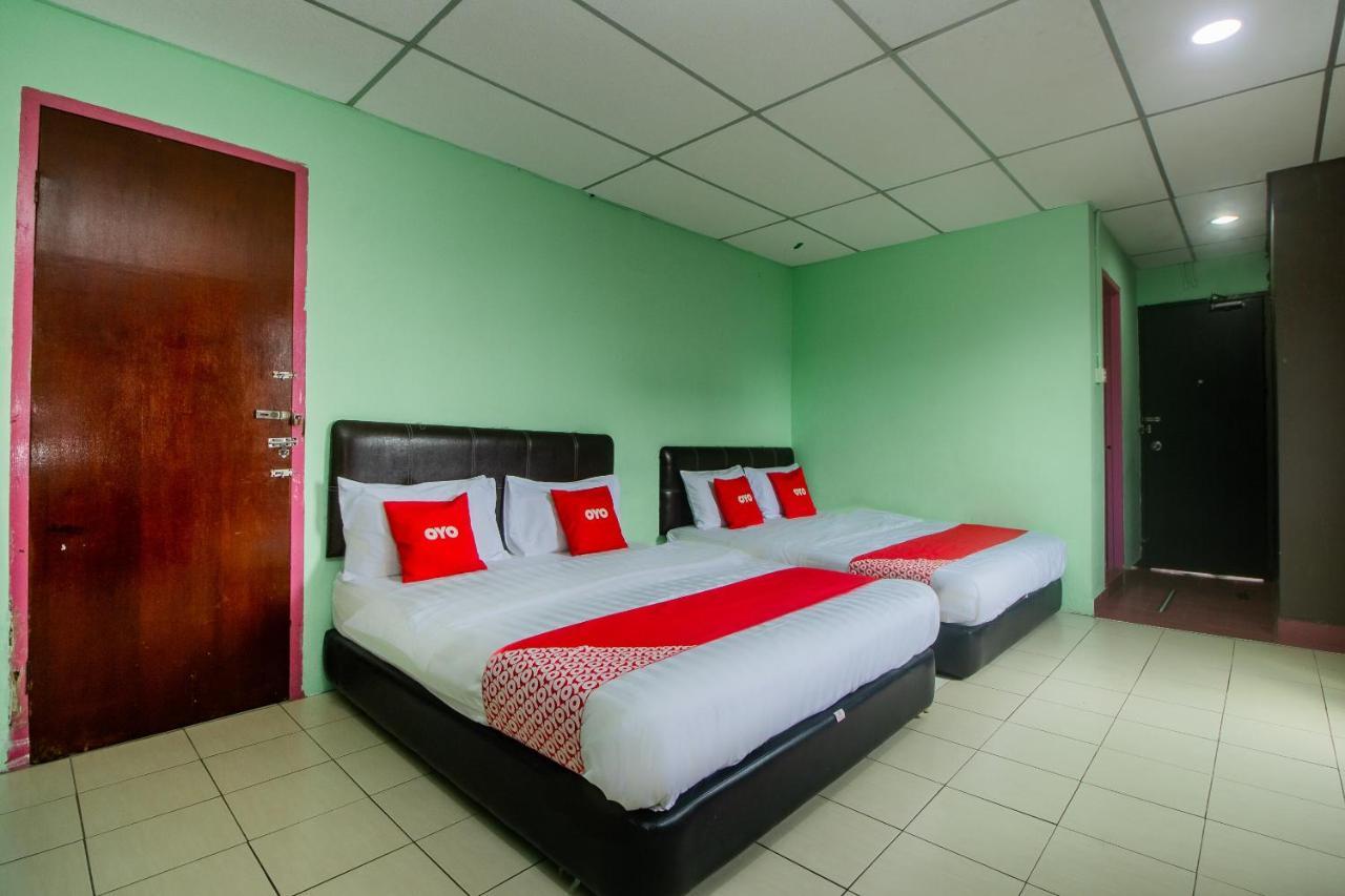 Oyo 90124 Payang Puri Baru Hotel Sarikei Exterior foto