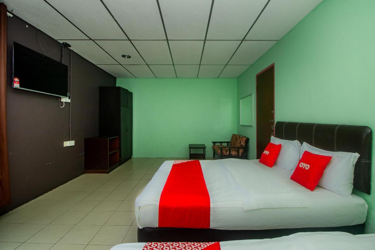 Oyo 90124 Payang Puri Baru Hotel Sarikei Exterior foto