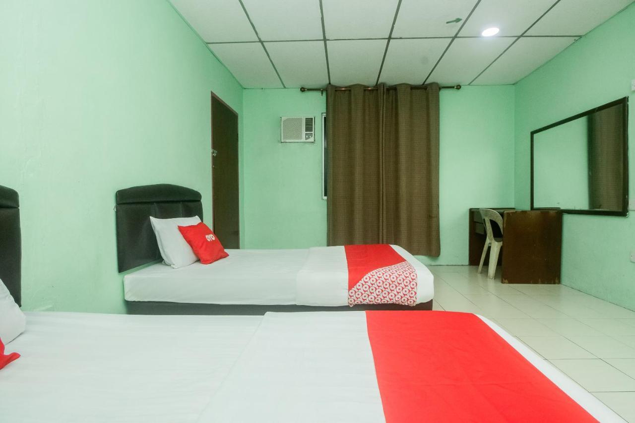Oyo 90124 Payang Puri Baru Hotel Sarikei Exterior foto